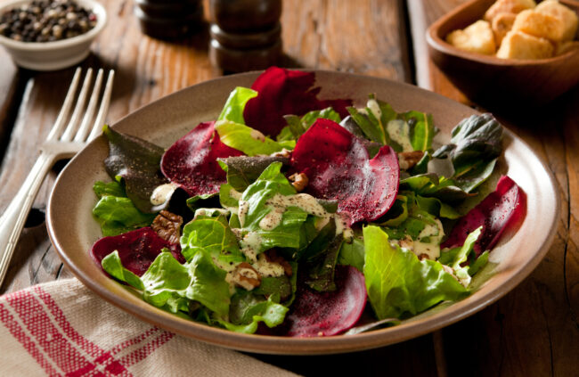 saladaverdecomchipsdebeterraba